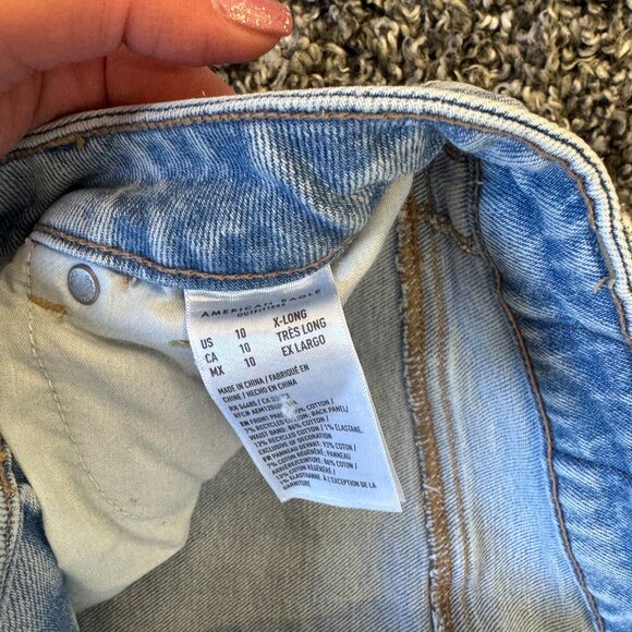 AE Strigid Mom Jeans – High-Rise Relaxed Fit Denim - Picture 2 of 4